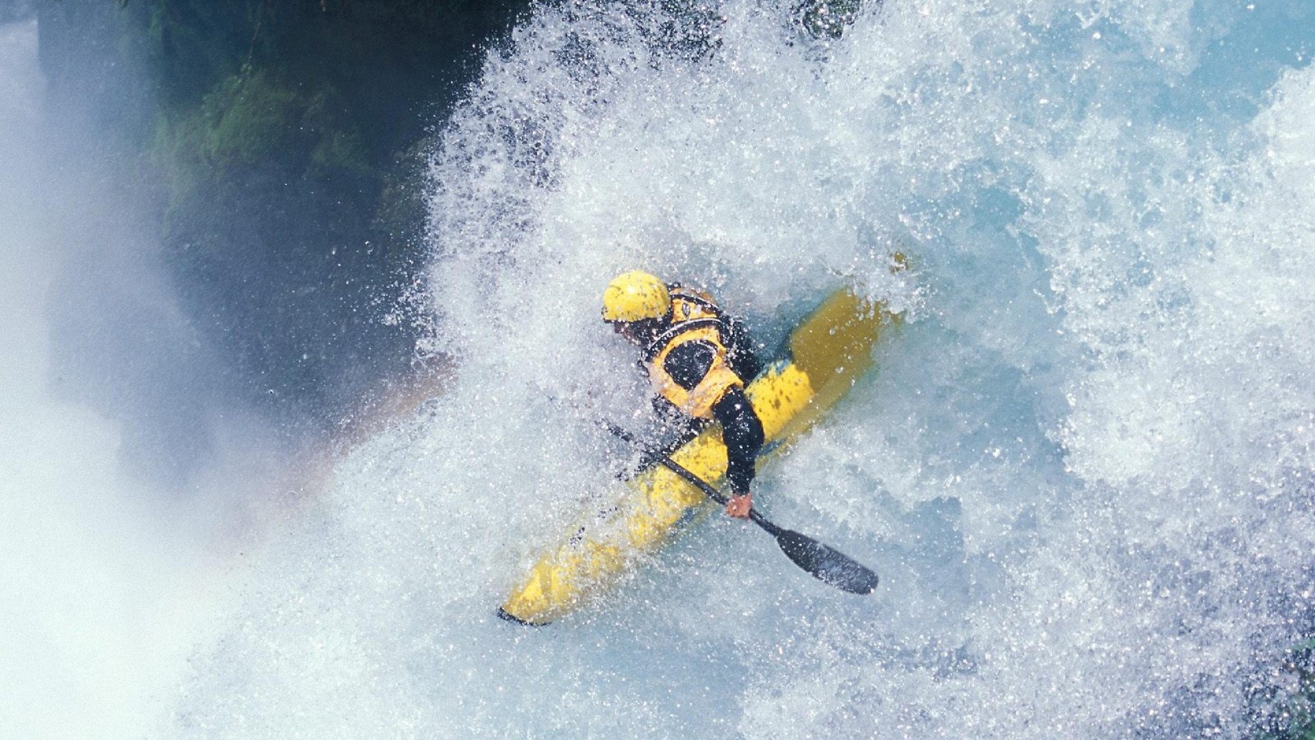 kaiyun官方入口登录-突发事故：赛道上的突发意外全纪录，突发事件真实案例